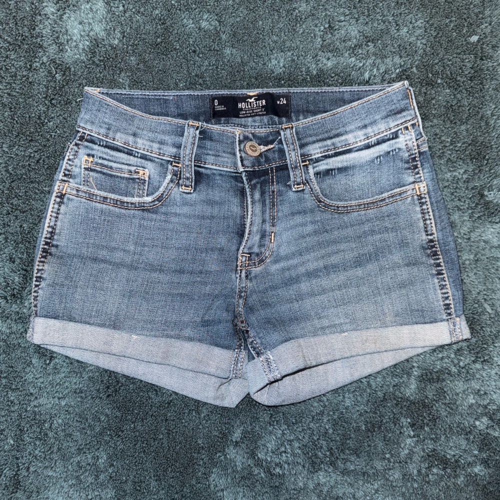 Hollister Medium Wash Low Rise Jean Shorts
